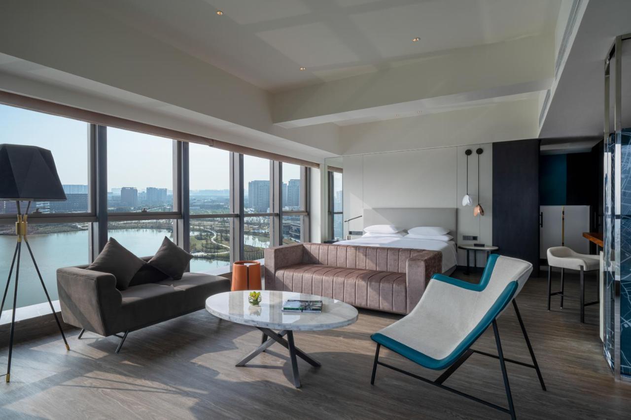 Hyatt Centric Lakeside Ningbo Exteriör bild